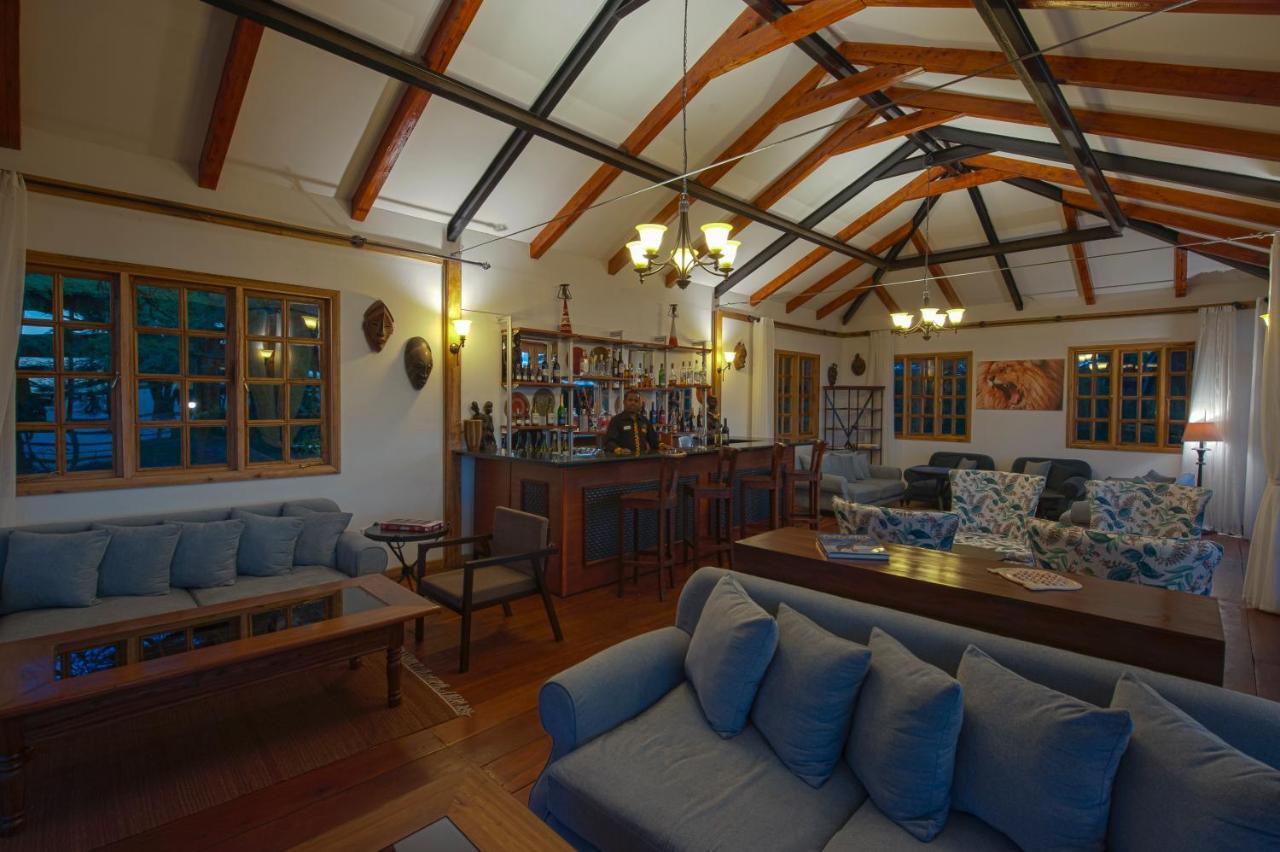 Lions Paw Ngorongoro Hotel Buitenkant foto