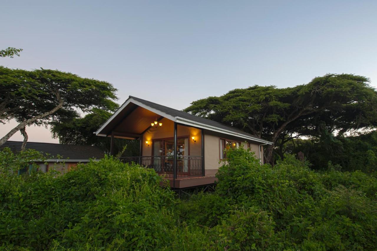 Lions Paw Ngorongoro Hotel Buitenkant foto