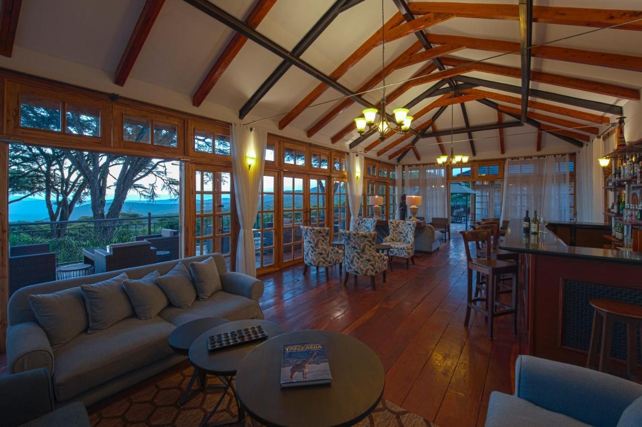 Lions Paw Ngorongoro Hotel Buitenkant foto