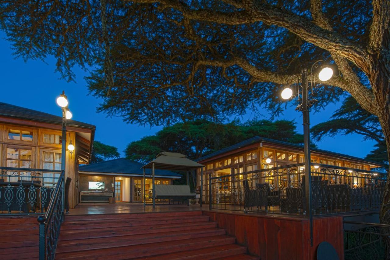 Lions Paw Ngorongoro Hotel Buitenkant foto