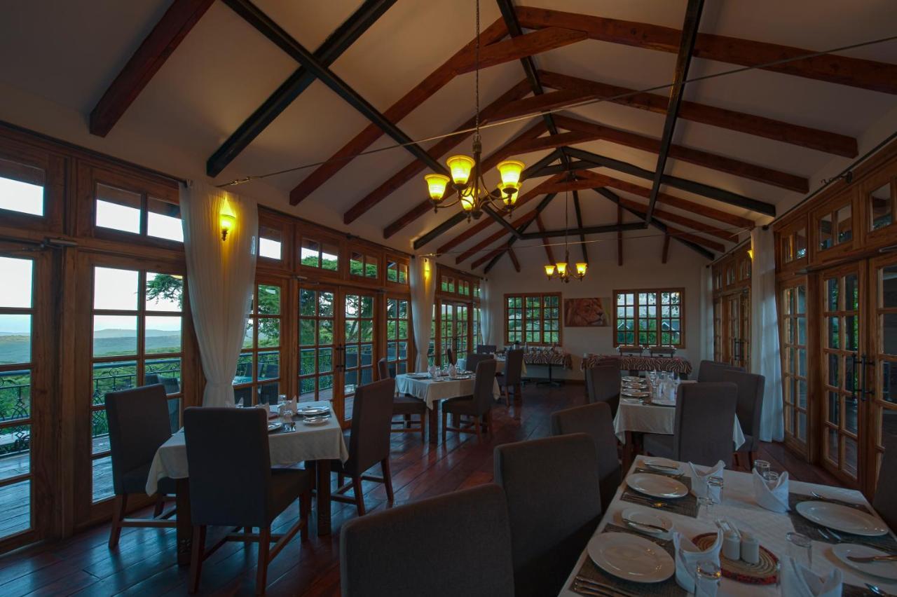 Lions Paw Ngorongoro Hotel Buitenkant foto