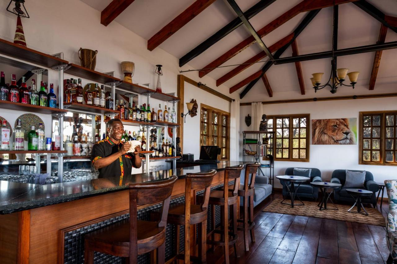 Lions Paw Ngorongoro Hotel Buitenkant foto