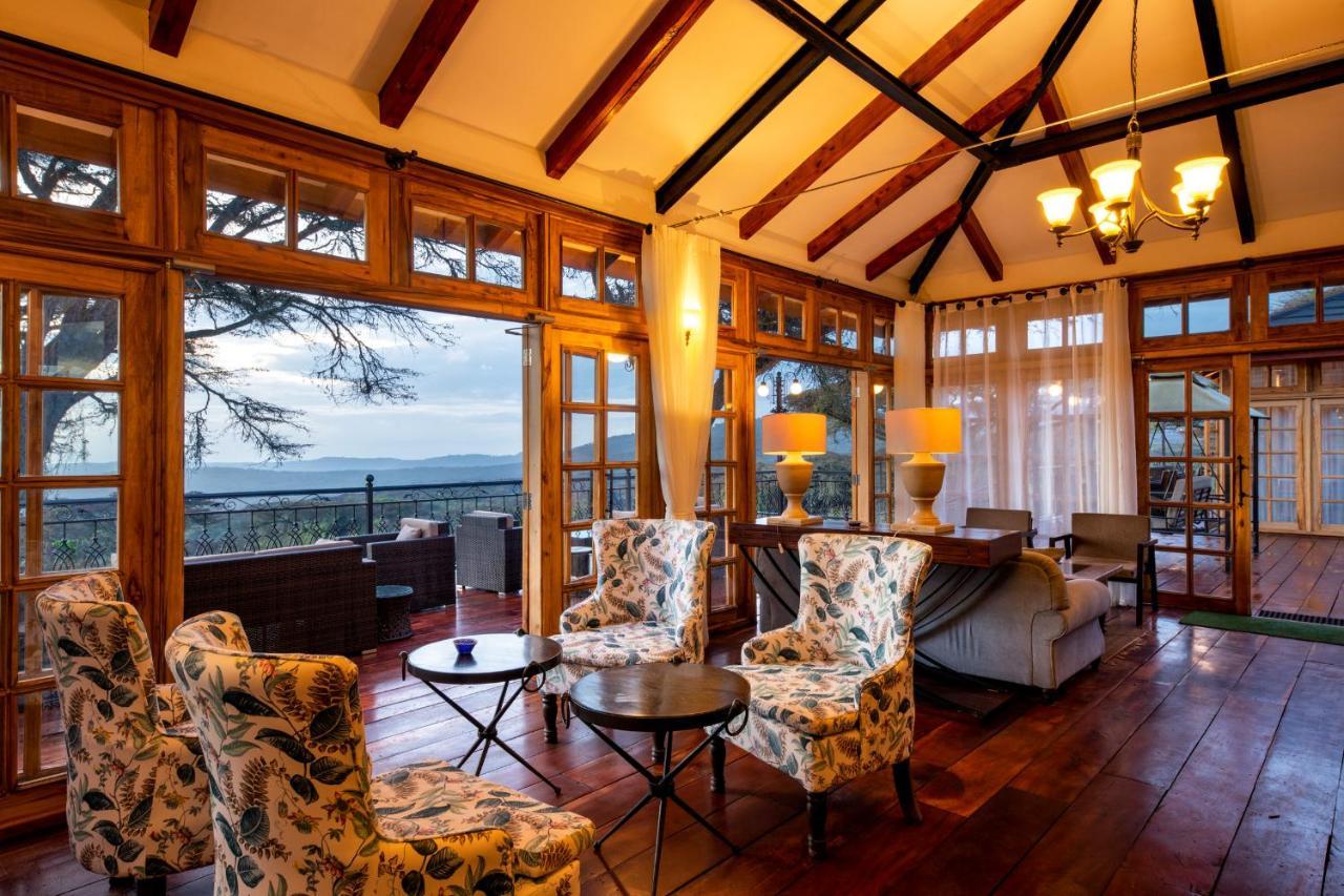 Lions Paw Ngorongoro Hotel Buitenkant foto
