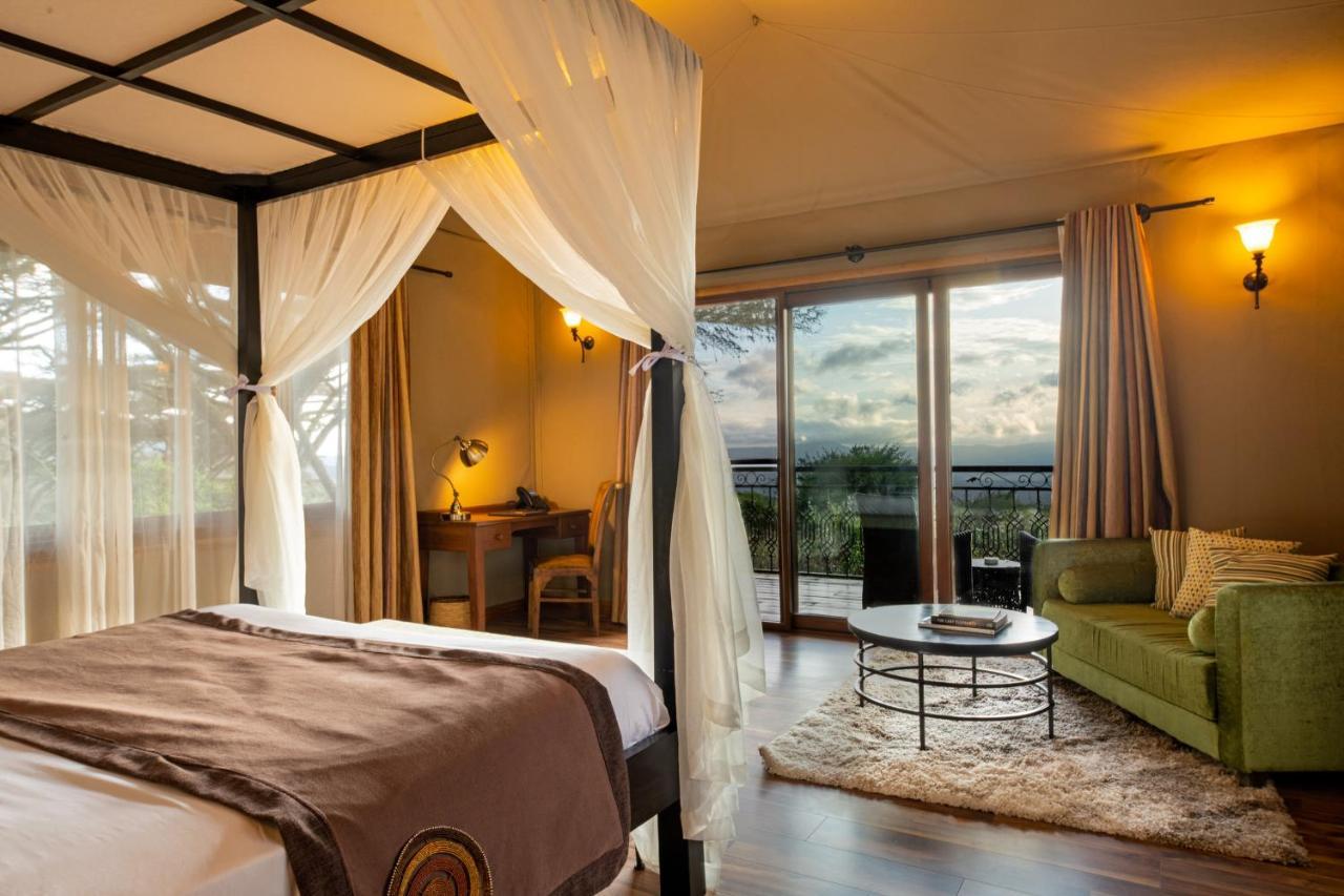 Lions Paw Ngorongoro Hotel Buitenkant foto